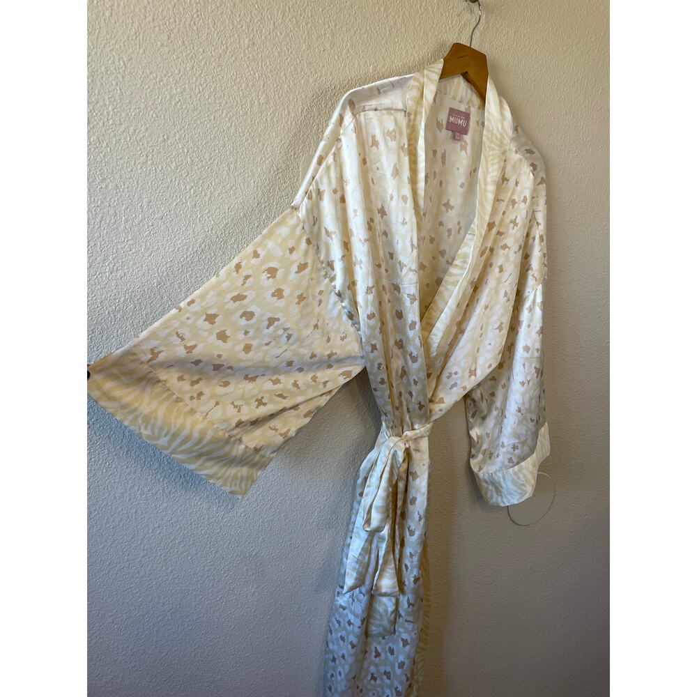 Show Me Your Mumu Harlow Silkey Robe Animal Print Cheetah Zebra Cream & Tan O/S - Picture 6 of 16